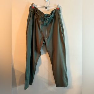 Lululemon On the Fly Pant
